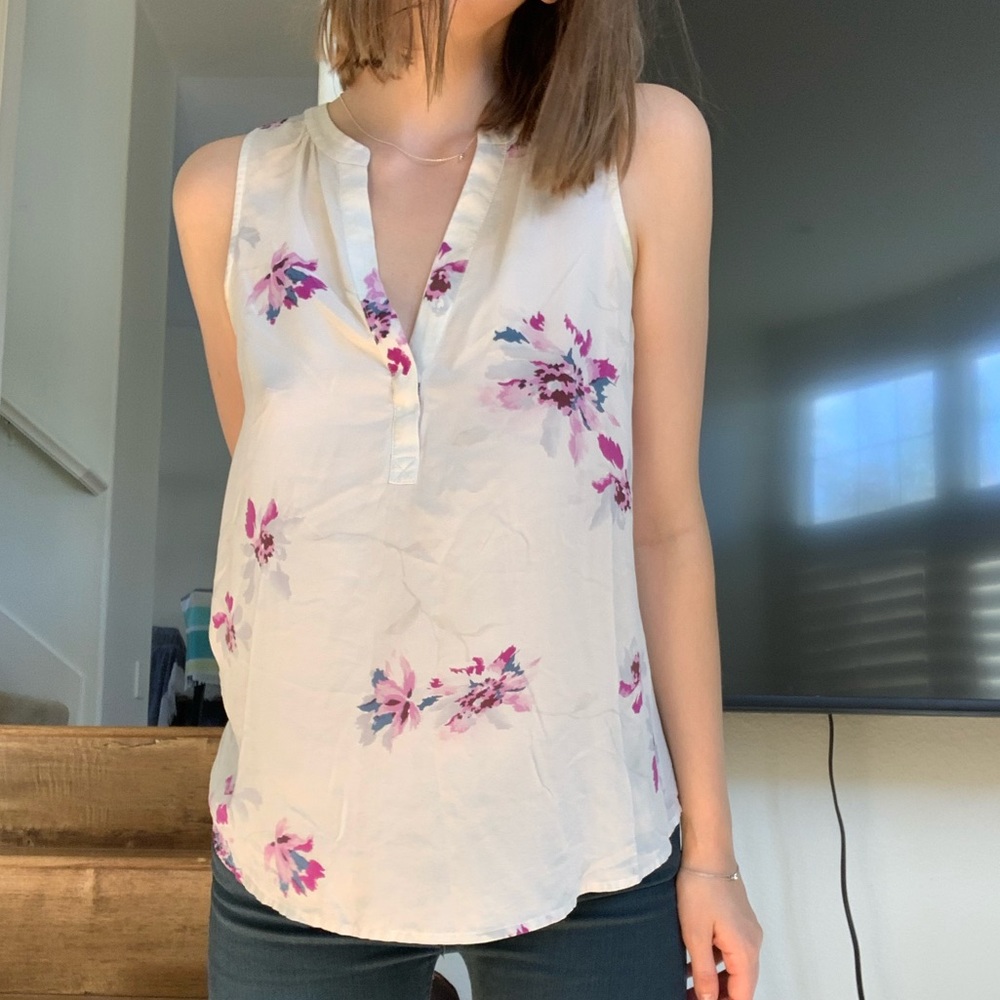 Floral pattern blouse